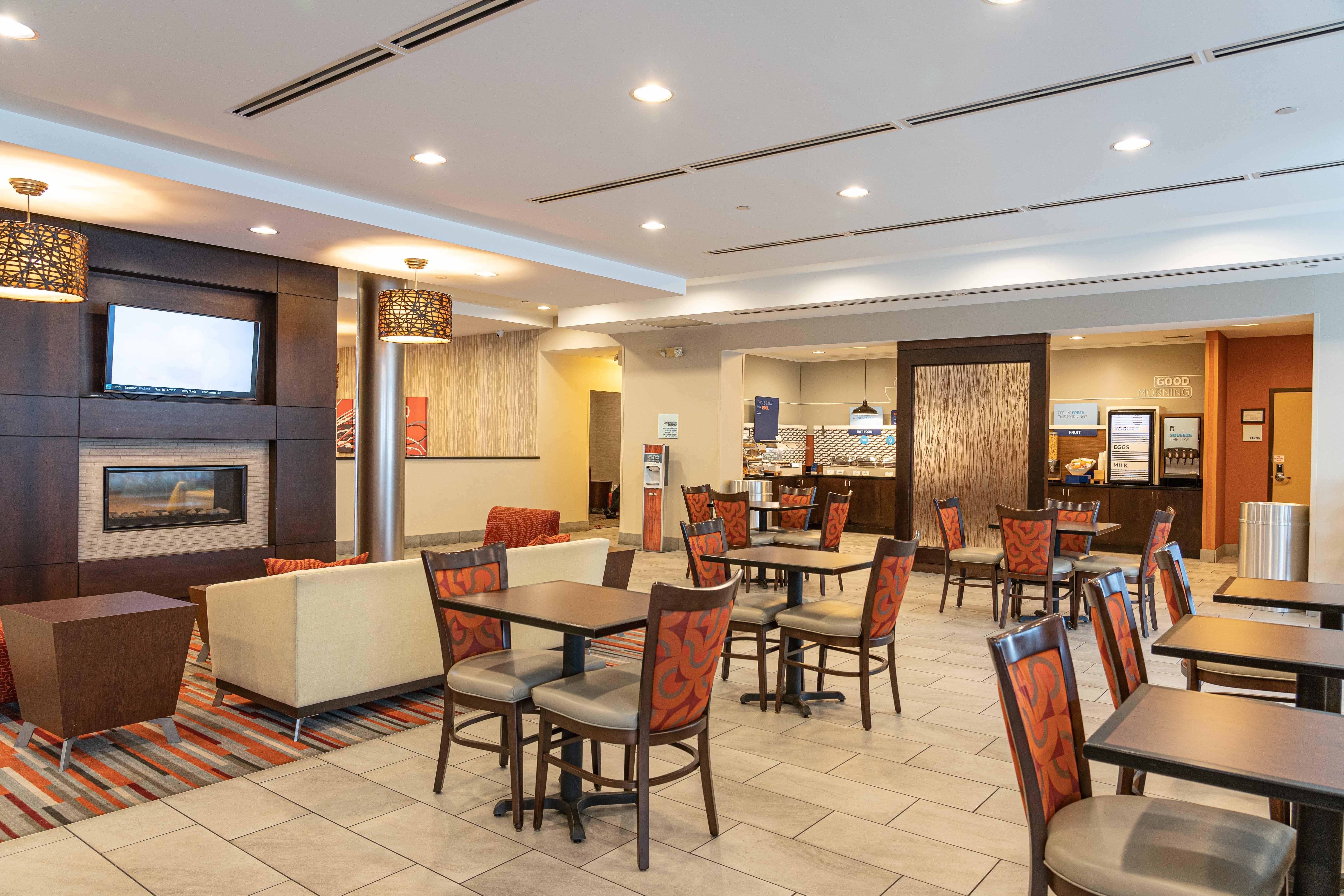 Holiday Inn Express & Suites Columbus - Easton Area By Ihg Gahanna Extérieur photo